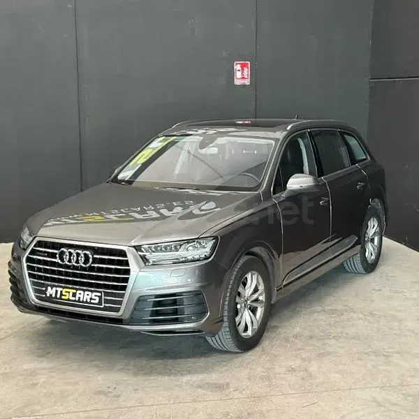 Usado Audi Q7 218 CV (160 kW) 2016 Gris / plata SUV