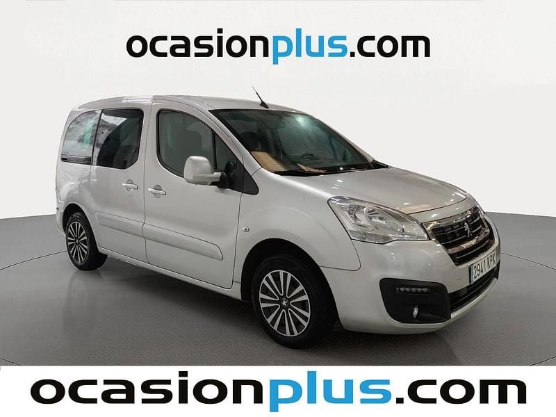 Usado Peugeot Partner Tepee Active 100 CV (73 kW) 2018 Gris Monovolumen