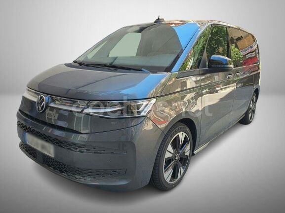 Gris / plata Usado 2024 VW Multivan Style Monovolumen | 58.700 € (Buen precio) - Imagen 1/4