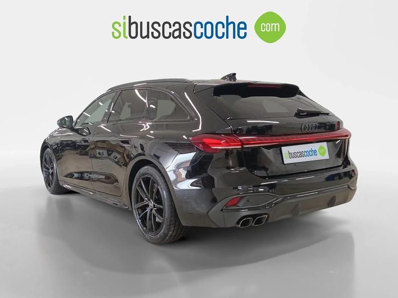 Usado Audi A5 204 CV (150 kW) 2025 Negro Familiar