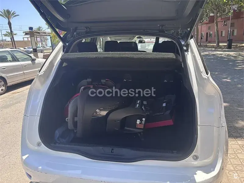 Usado Citroën C4 SpaceTourer Feel 130 CV (95 kW) 2019 Blanco Monovolumen