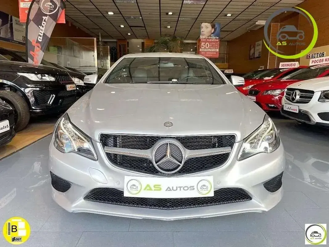 Usado Mercedes E220 170 CV (125 kW) 2013 Plateado Coupe