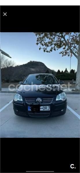 Negro Usado 2005 VW Polo Sportline Berlina | 2700 € (Precio justo) - Imagen 1/4