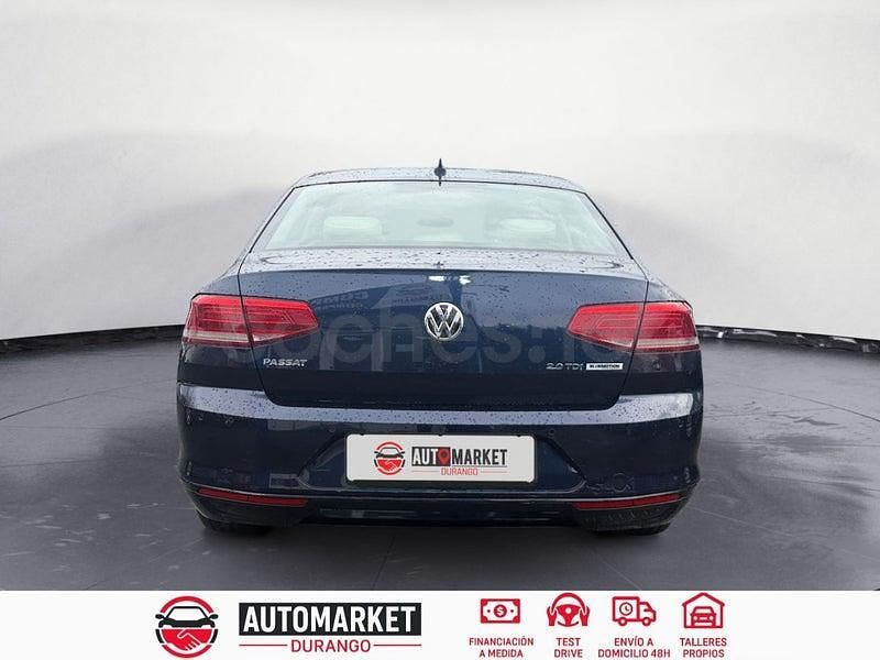 Usado VW Passat Advance 150 CV (110 kW) 2015 Azul Berlina