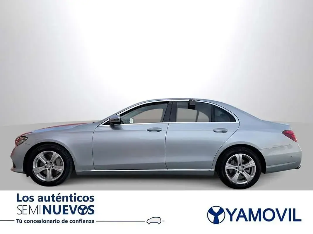 Usado Mercedes E300 245 CV (180 kW) 2017 Gris Berlina