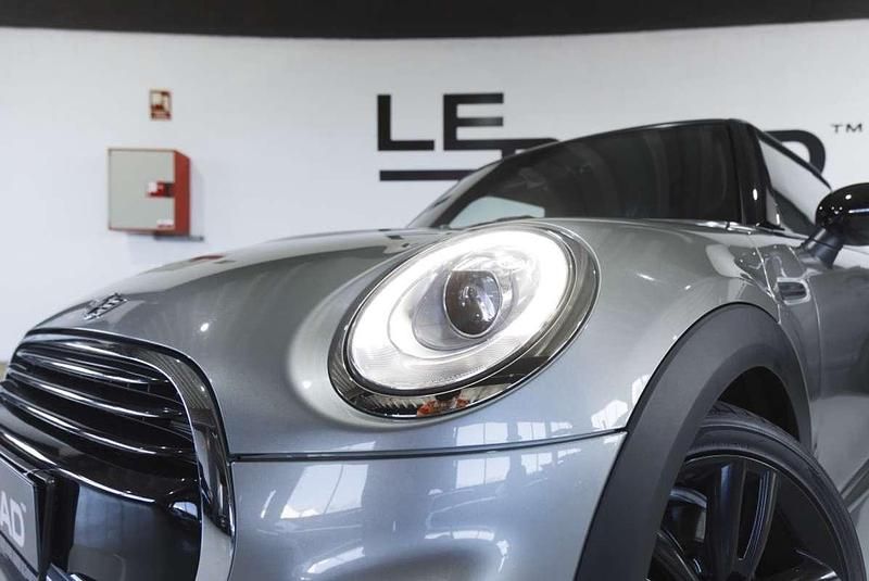 Usado Mini Cooper 136 CV (100 kW) 2018 Plateado Utilitario