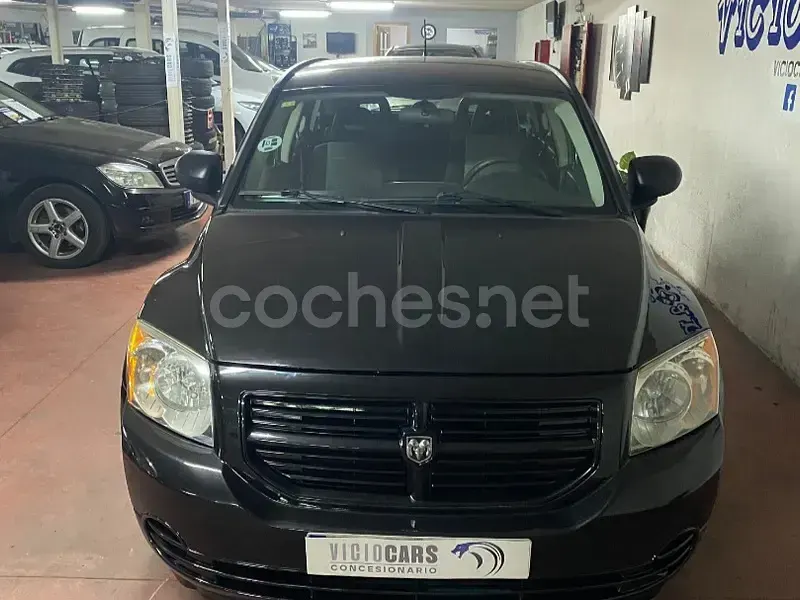 Usado Dodge Caliber 140 CV (102 kW) 2008 Negro Utilitario