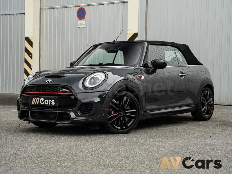 Usado Mini John Cooper Works Cabriolet 231 CV (169 kW) 2021 Gris / plata Descapotable