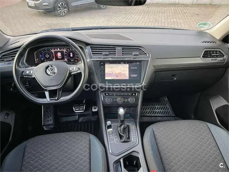 Usado VW Tiguan Allspace Sportline 150 CV (110 kW) 2020 Azul SUV