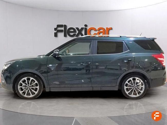 Usado Ssangyong (KGM) XLV Limited 115 CV (84 kW) 2017 Verde SUV