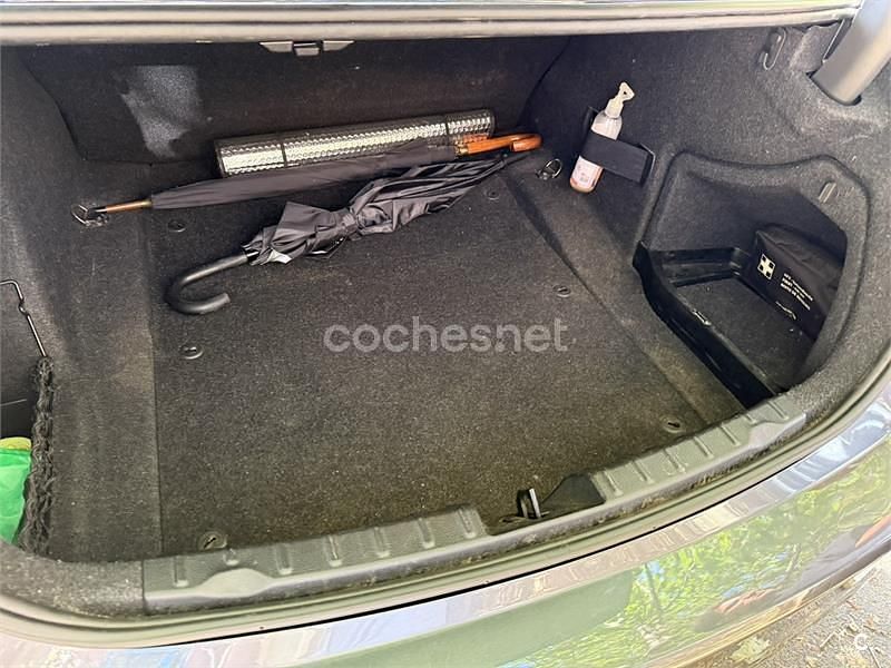 Usado BMW 318 143 CV (105 kW) 2014 Gris / plata Berlina