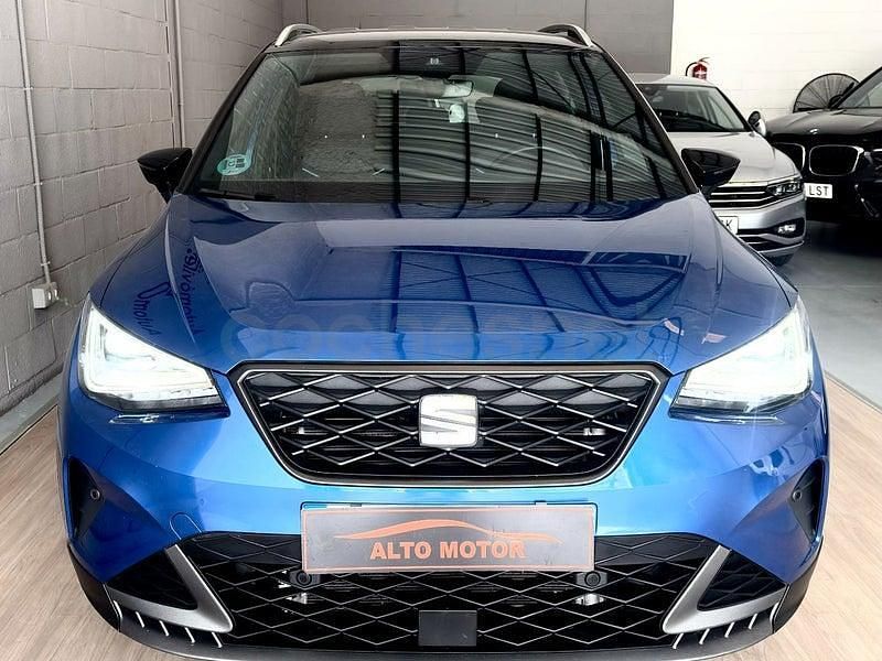 Usado Seat Arona FR 115 CV (84 kW) 2024 Azul SUV