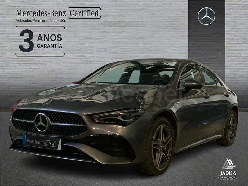 Usado Mercedes CLA250e AMG line 218 CV (160 kW) 2025 Gris / plata Berlina