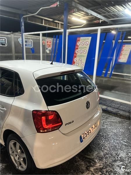 Usado VW Polo Advance 70 CV (51 kW) 2012 Blanco Berlina