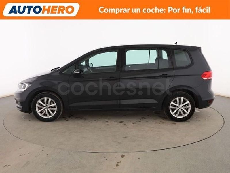 Usado VW Touran Edition 110 CV (80 kW) 2018 Gris Monovolumen