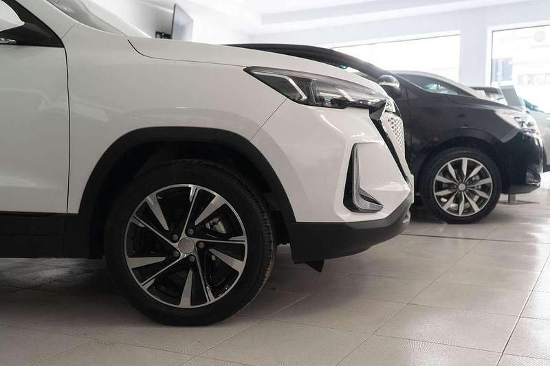 Nuevo EVO Evo 5 126 CV (92 kW) 2025 Gris SUV