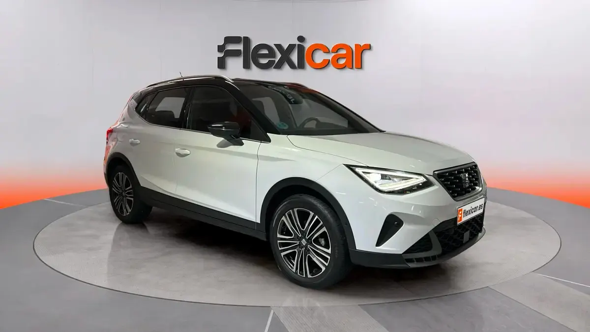 Usado Seat Arona Xperience 116 CV (85 kW) 2024 SUV