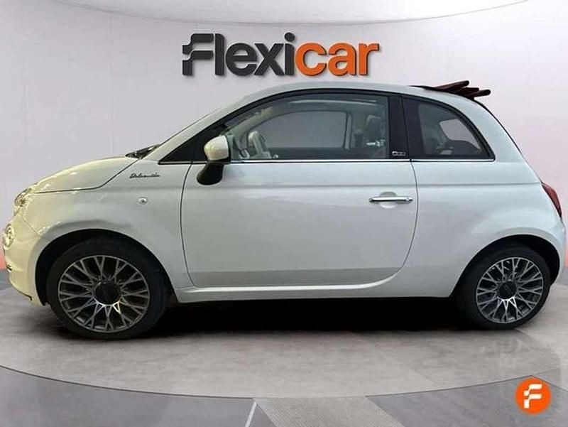 Usado Fiat 500 Dolcevita 71 CV (52 kW) 2022 Blanco Berlina