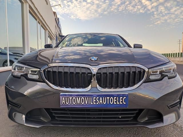 Usado BMW 318 150 CV (110 kW) 2019 Gris Berlina