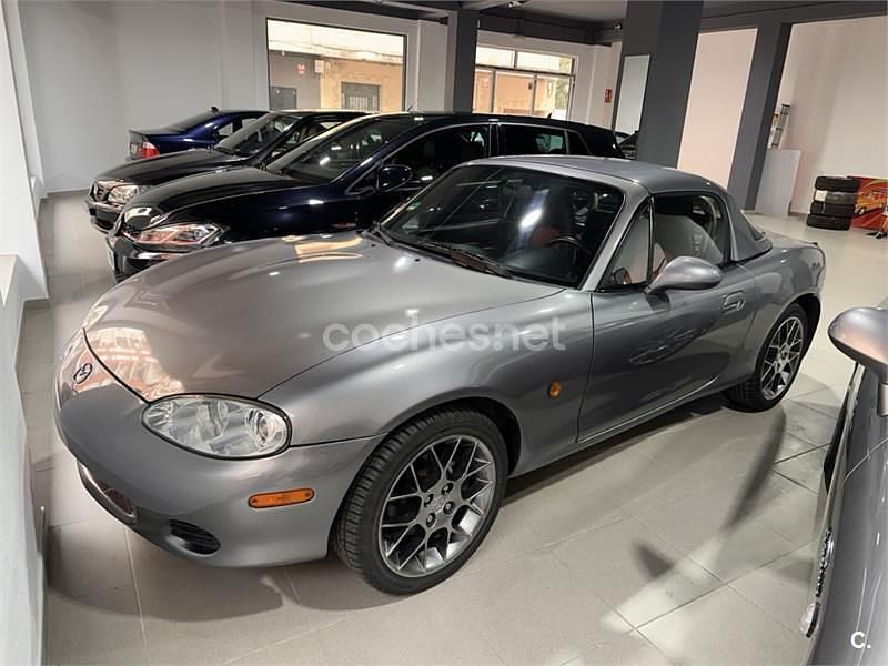 Gris / plata Usado 2004 Mazda MX5 Inclusive Descapotable | 10.990 € - Imagen 1/3
