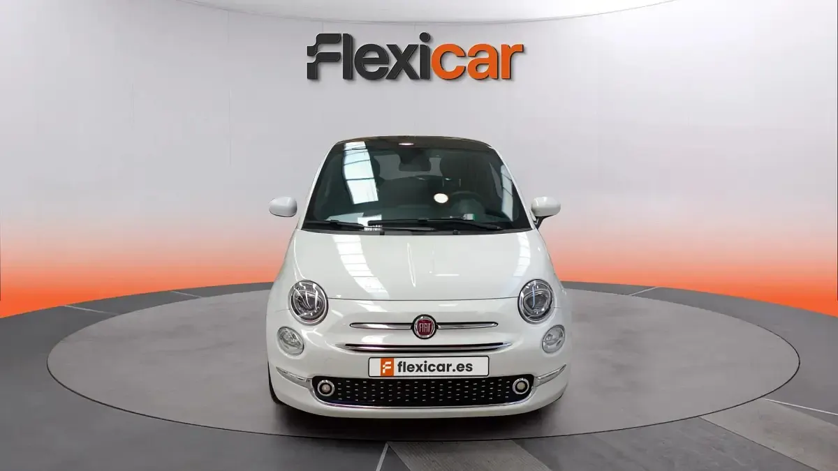 Usado Fiat 500 71 CV (52 kW) 2023 Blanco Berlina