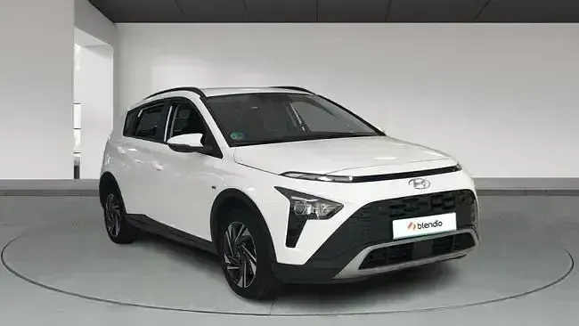 Usado Hyundai Bayon 100 CV (73 kW) 2023 Blanco SUV