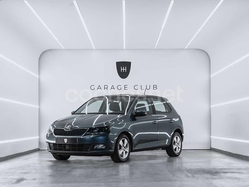 Negro Usado 2017 Skoda Fabia Ambition Berlina | 9999 € (Precio justo) - Imagen 1/4