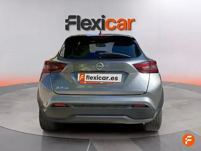 Usado Nissan Juke Tekna 114 CV (83 kW) 2023 Gris SUV