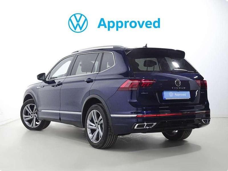 Usado VW Tiguan Allspace R-line 150 CV (110 kW) 2023 Azul SUV