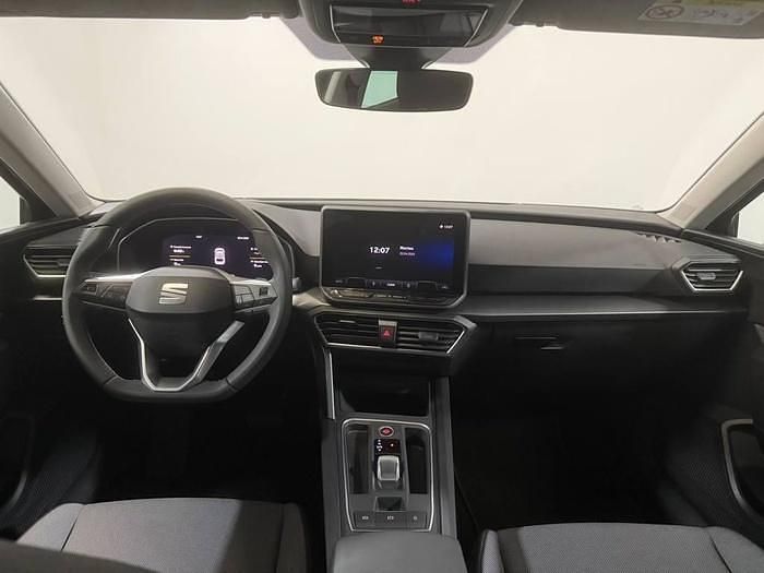 Usado Seat Leon Style 116 CV (85 kW) 2025 Blanco