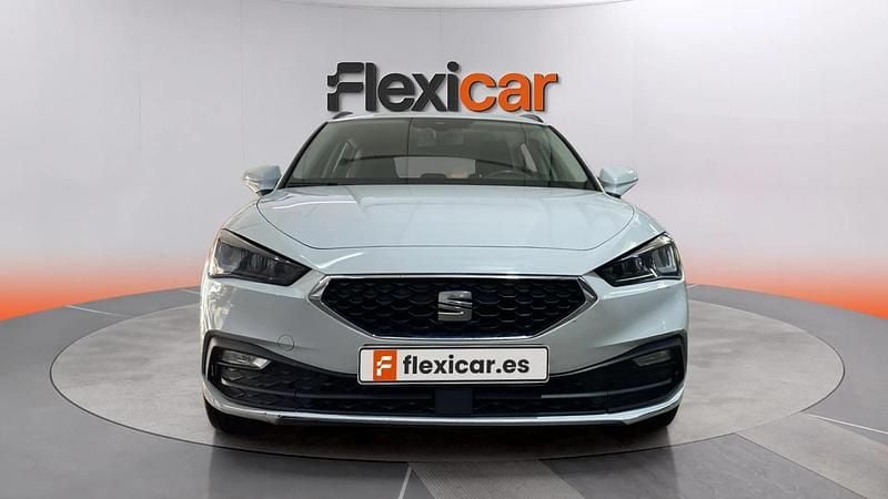 Usado Seat Leon Reference 116 CV (85 kW) 2021 Blanco Berlina