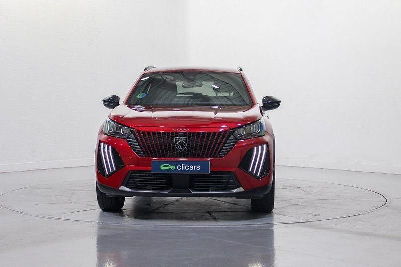 Usado Peugeot 2008 Allure 136 CV (100 kW) 2025 Rojo SUV