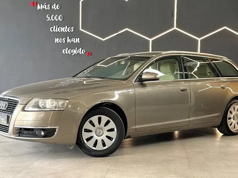 Usado Audi A6 180 CV (132 kW) 2006 Beige Familiar