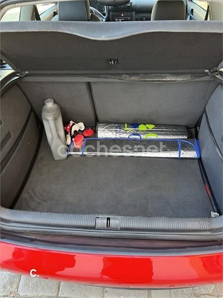 Usado Audi A3 Ambition 110 CV (80 kW) 2001 Rojo Utilitario