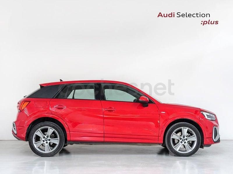 Usado Audi Q2 S-Line 150 CV (110 kW) 2023 Rojo SUV