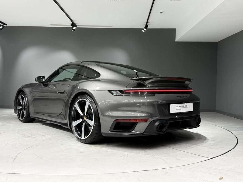 Usado Porsche 992 650 CV (478 kW) 2023 Gris Coupe