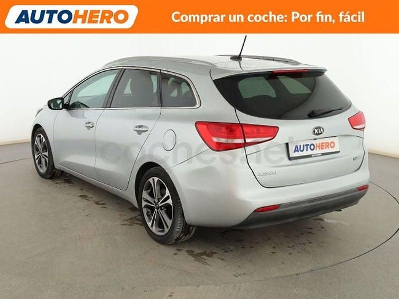 Usado Kia Ceed Sportswagon 136 CV (100 kW) 2016 Gris / plata Familiar
