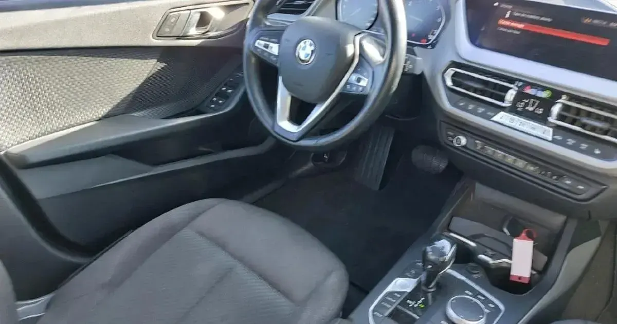 Usado BMW 118 140 CV (102 kW) 2020
