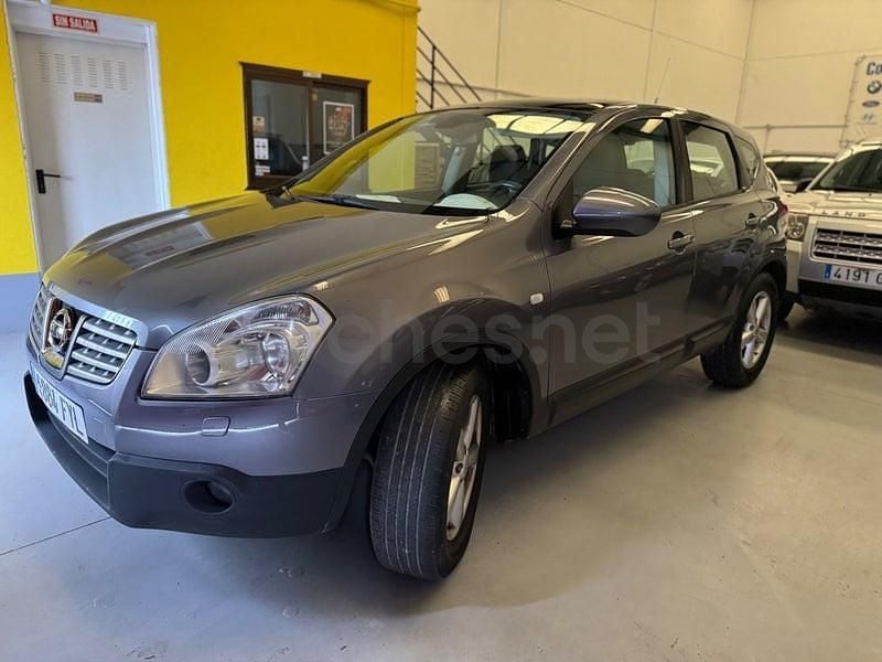 Usado Nissan Qashqai Acenta 106 CV (77 kW) 2007 Gris / plata SUV