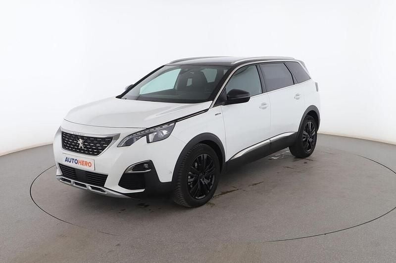 Blanco Usado 2018 Peugeot 5008 GT-line Monovolumen | 18.499 € (Precio justo) - Imagen 1/3