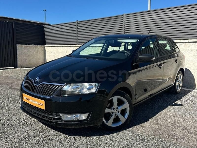 Usado Skoda Rapid Ambition 90 CV (66 kW) 2015 Negro Utilitario