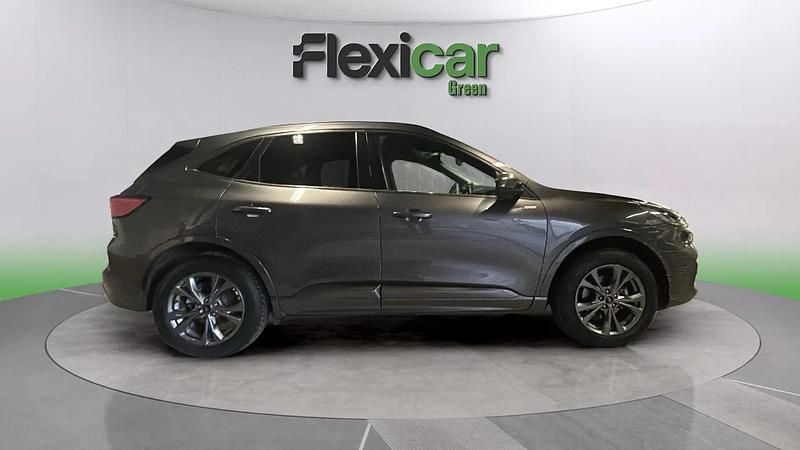 Usado Ford Kuga ST-Line 225 CV (165 kW) 2022 Azul SUV