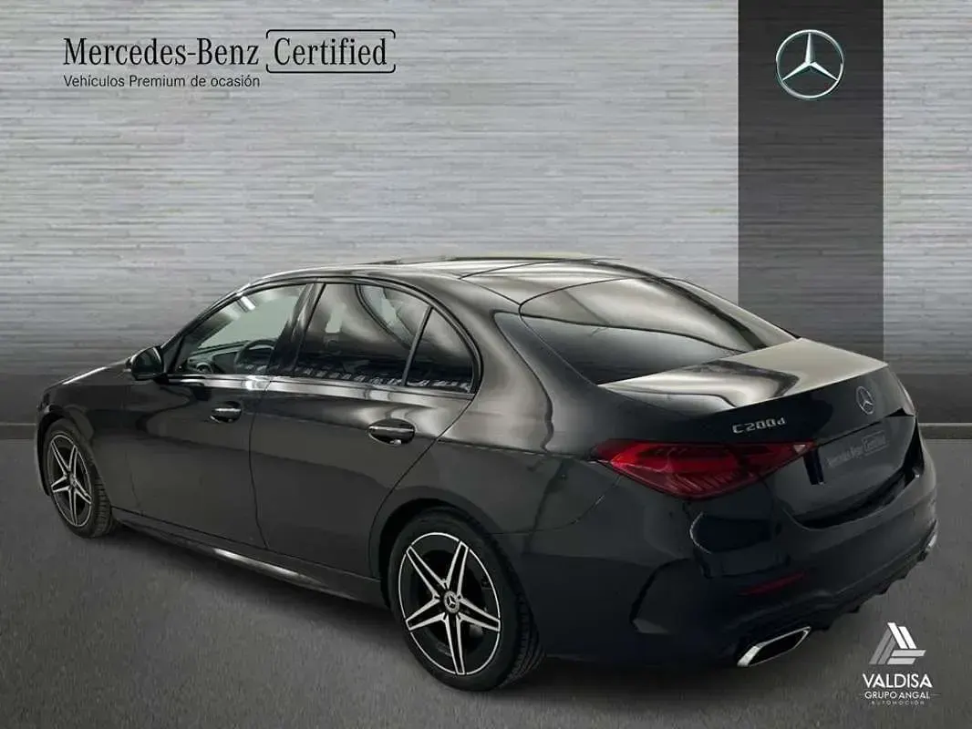 Usado Mercedes C200 AMG line 163 CV (119 kW) 2025 Utilitario