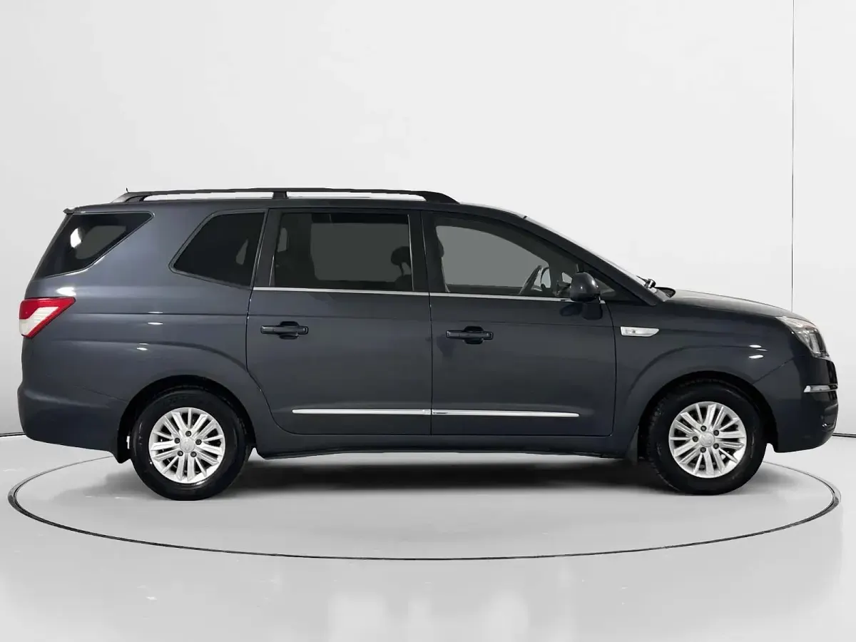 Usado SsangYong Rodius 178 CV (130 kW) 2018 Blanco Monovolumen