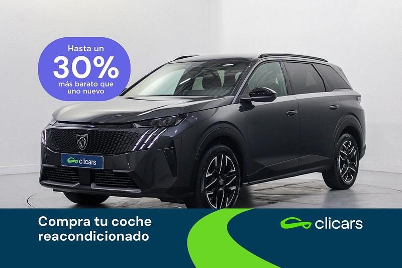 Usado Peugeot 5008 Allure 136 CV (100 kW) 2025 Gris / plata SUV
