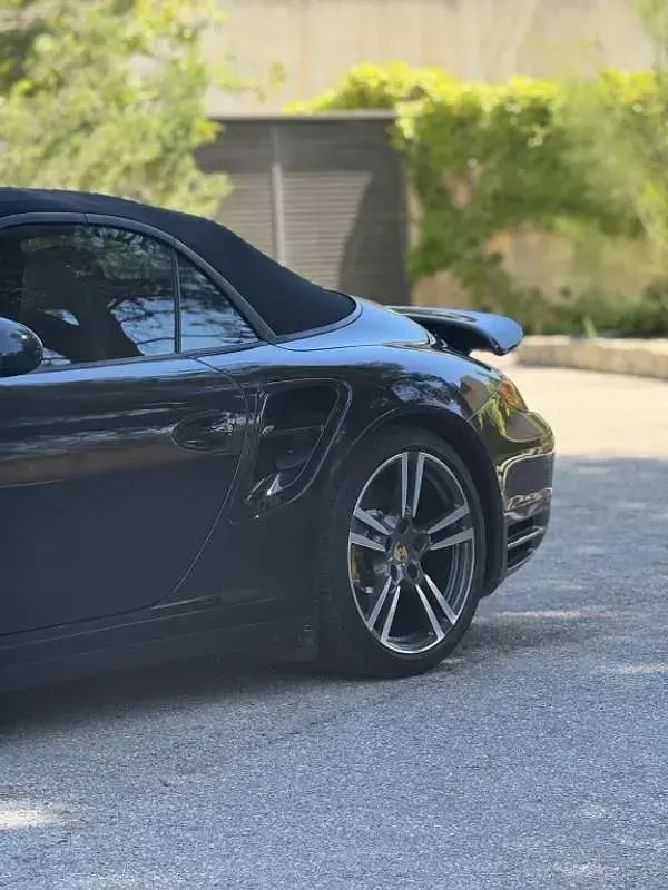 Usado Porsche 911 Turbo S Cabriolet 530 CV (389 kW) 2011 Negro Descapotable