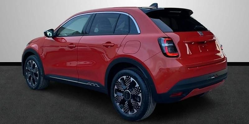 Nuevo Fiat 600E La Prima 114 kW (156 CV) 2025 Naranja