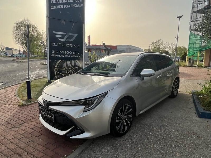 Usado Toyota Corolla Sport 180 CV (132 kW) 2021 Gris / plata Familiar