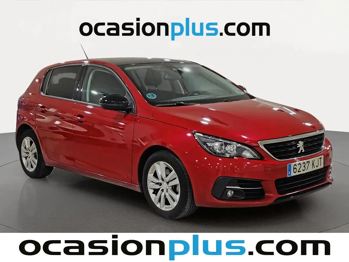 Usado Peugeot 308 Active 131 CV (96 kW) 2018 Rojo Utilitario