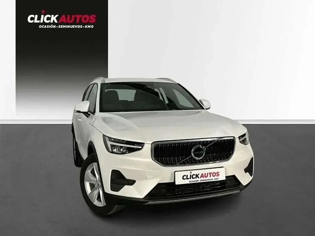 Usado Volvo XC40 Core 165 CV (121 kW) 2023 Blanco SUV